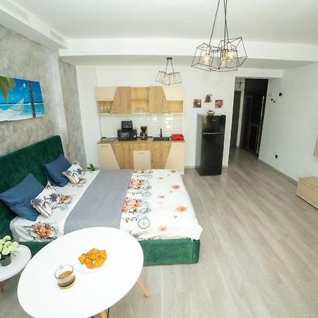 Studio 60 By The Beach Mamaia, Free Parking Casa Del Mar Eksteriør billede