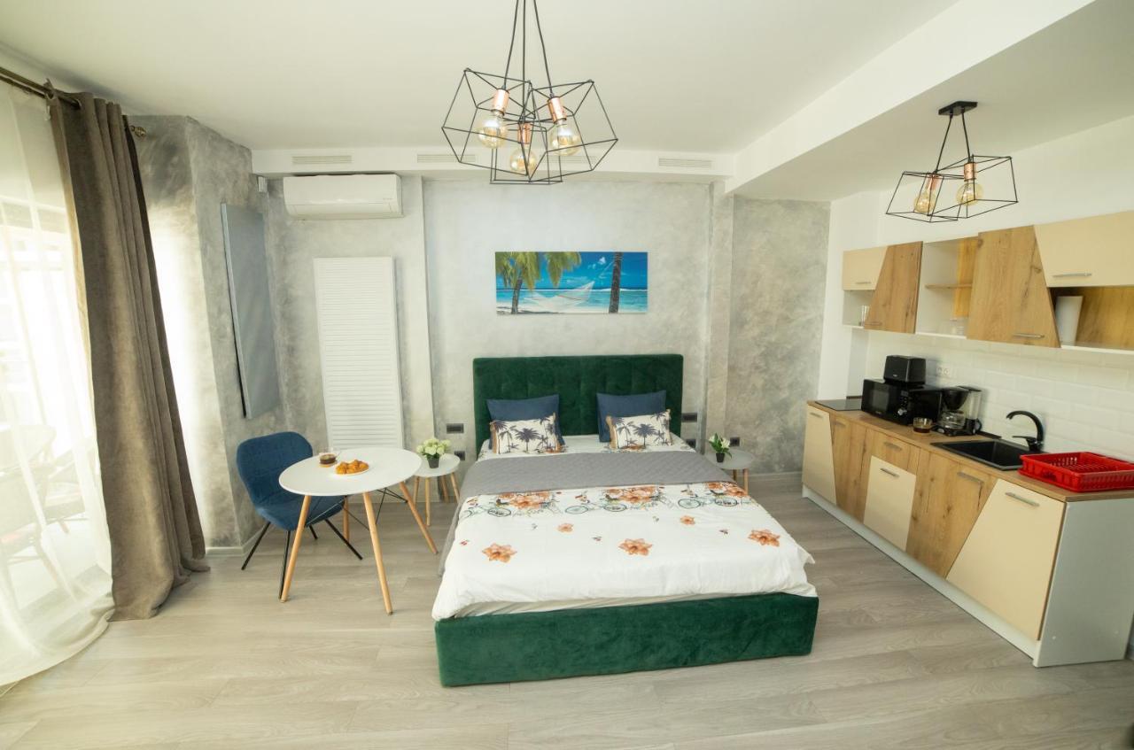 Studio 60 By The Beach Mamaia, Free Parking Casa Del Mar Eksteriør billede